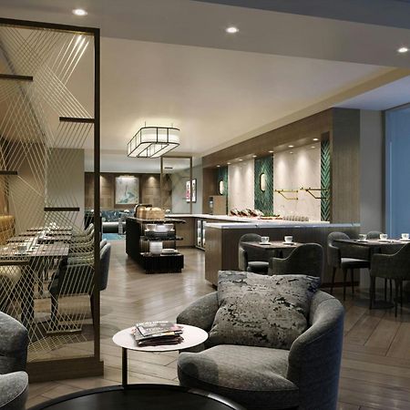 Отель Washington Marriott At Metro Center Экстерьер фото