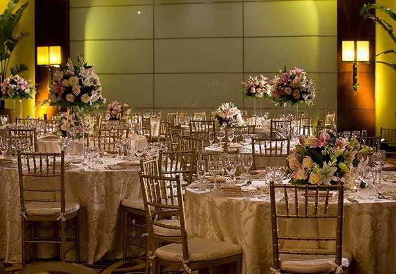 Отель Washington Marriott At Metro Center Экстерьер фото